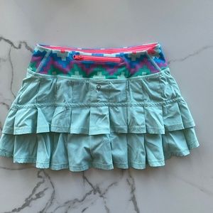 Ivivva by Lululemon Set the Pace tennis skirt, aqua, girls 10, *EXCELLENT* cond.